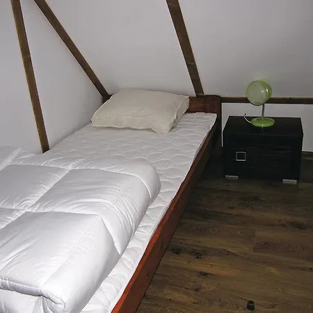 بيت للعطل Two-bedroom Holiday In Ostroda,rus Mala